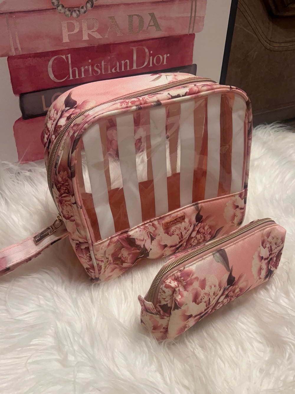 Sophia joy NWOT Pink Floral Clear-Front Cosmetic Bag Set